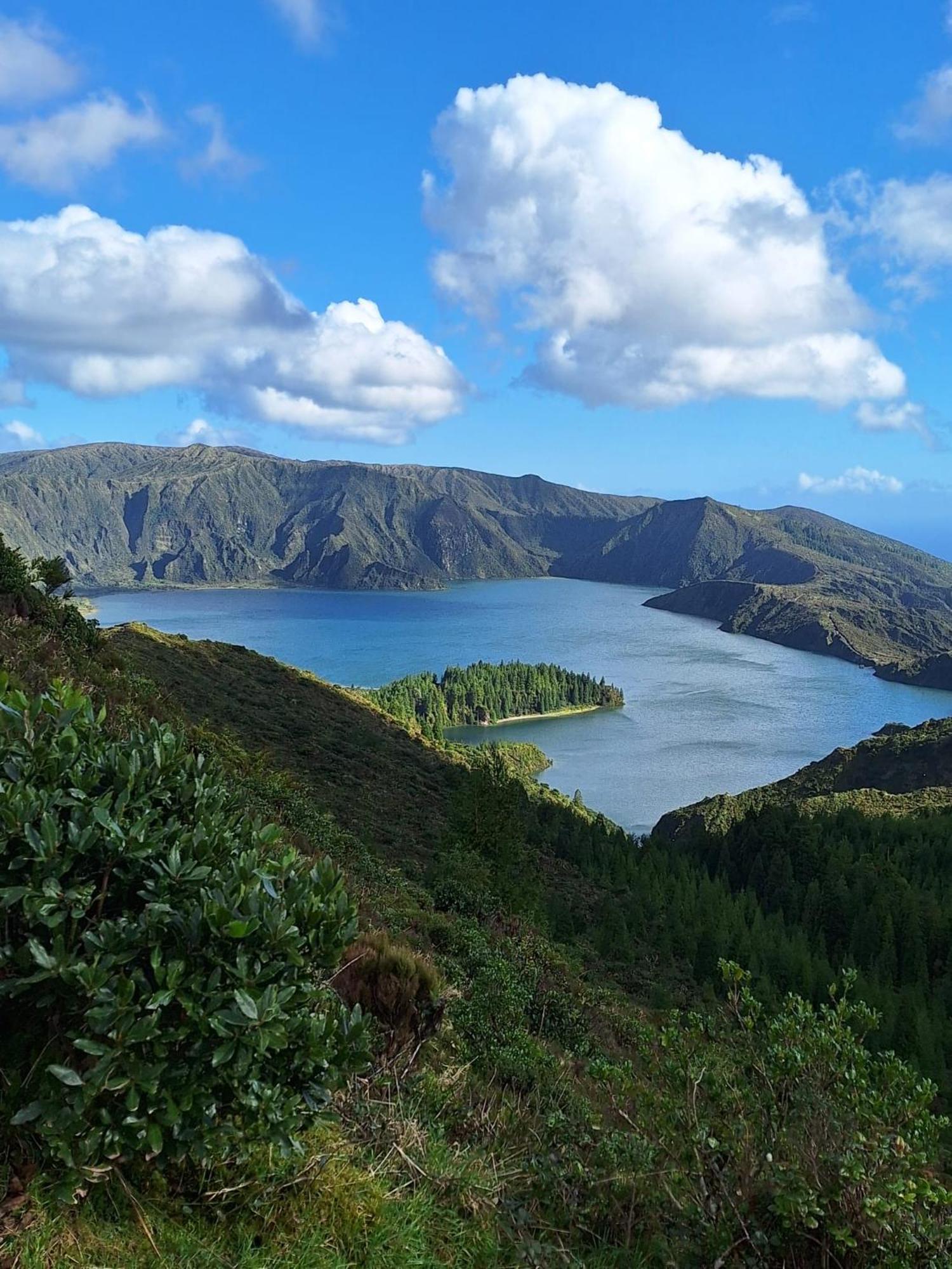 Caminhos Nos Levam Pela Ilha Lägenhet Ponta Delgada Exteriör bild